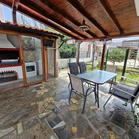 בית הארחה Sunny Day 4*