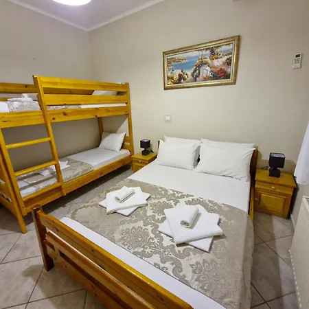 Sunny Day בית הארחה